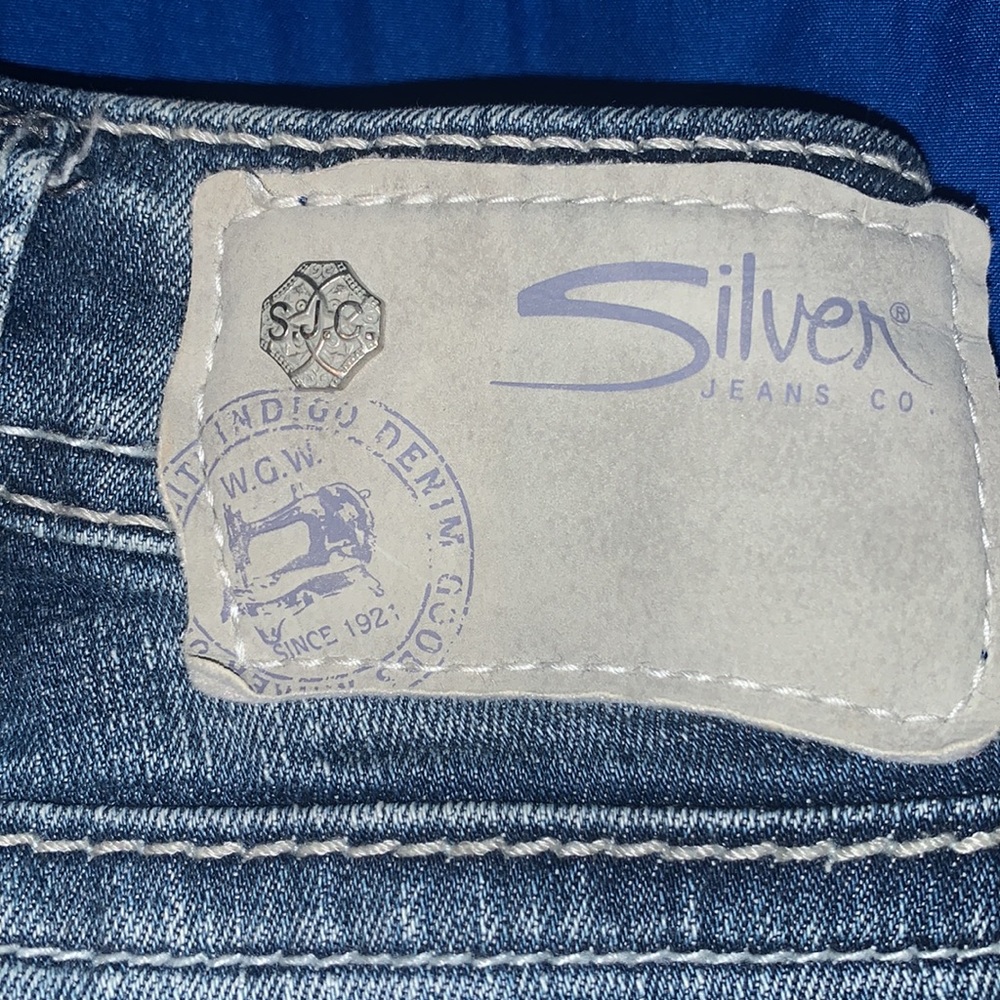 Jeans - Picture 2 of 5